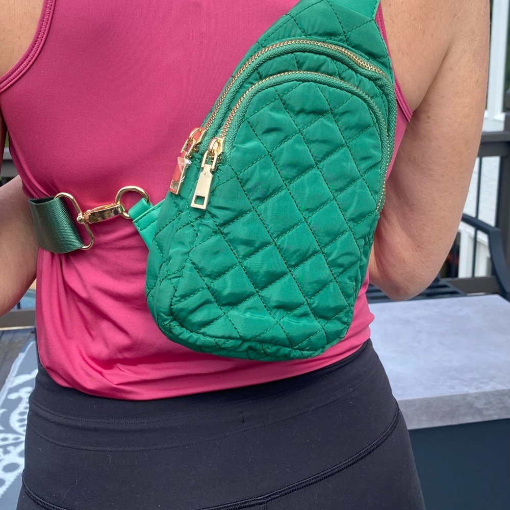 Quilted Emerald Green Crossbody Sling Bag - Women's - Picture 4 of 6
